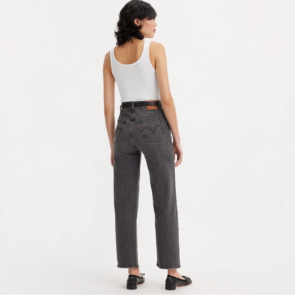 LEVI’s Ribcage Straight Ankle Jean